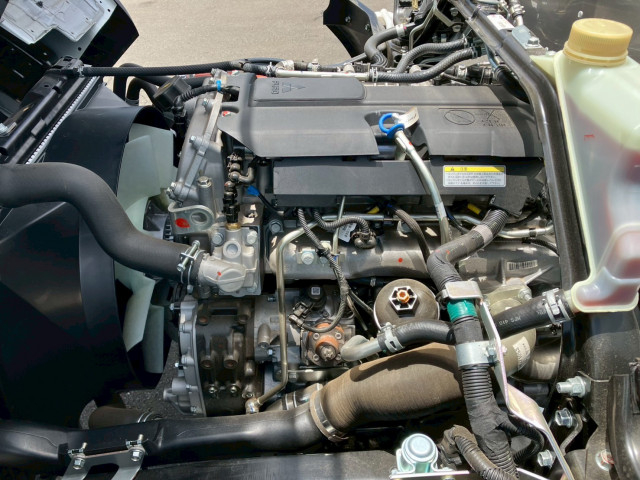 三菱ふそう キャンター 小型 バン 2PG-FEB80(98895) 22枚目