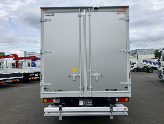 三菱ふそう キャンター 小型 バン 2RG-FBA20(98896) 9枚目