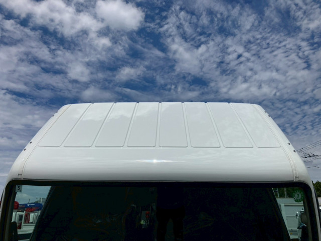 三菱ふそう キャンター 小型 バン 2PG-FEB80(98895) 31枚目