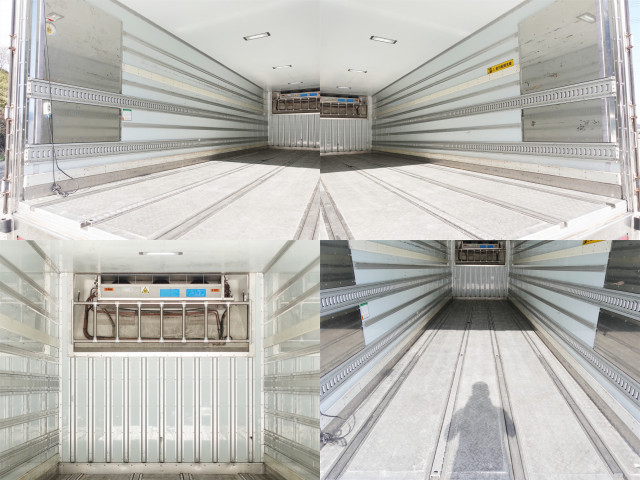 UDトラックス（日産） クオン 大型 冷蔵冷凍バン QKG-CD5ZA(98897) 16枚目