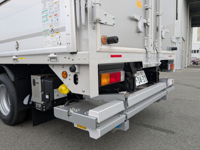 三菱ふそう キャンター 小型 ウィング 2RG-FEB50(98899) 6枚目