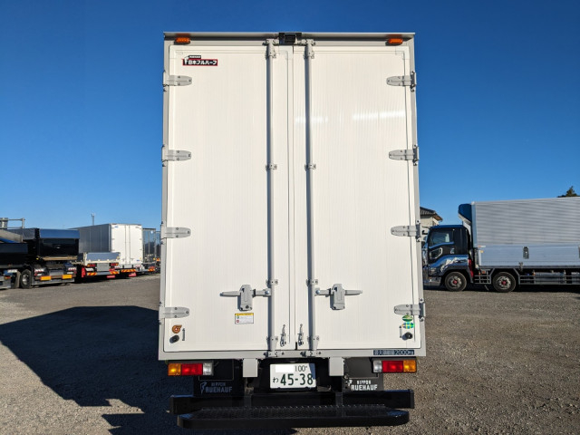 三菱ふそう キャンター 小型 バン 2RG-FEAV0(98900) 6枚目