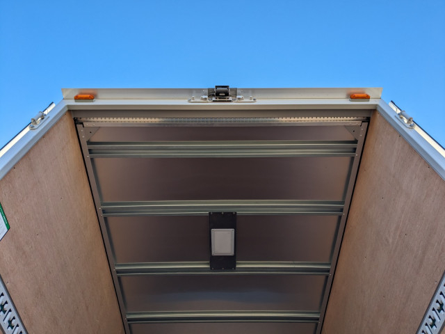 三菱ふそう キャンター 小型 バン 2RG-FEAV0(98900) 11枚目