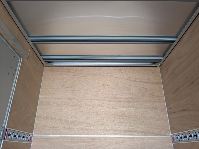 三菱ふそう キャンター 小型 バン 2RG-FEAV0(98900) 15枚目