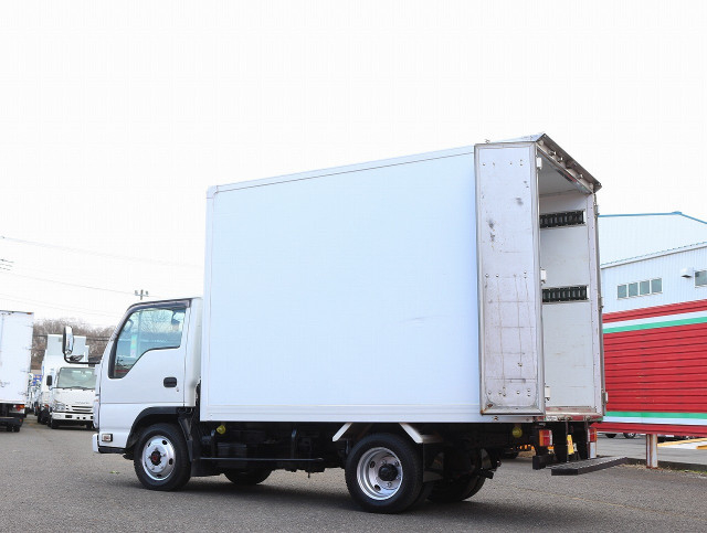 いすゞ エルフ 小型 バン TKG-NJS85AN(98901) 22枚目