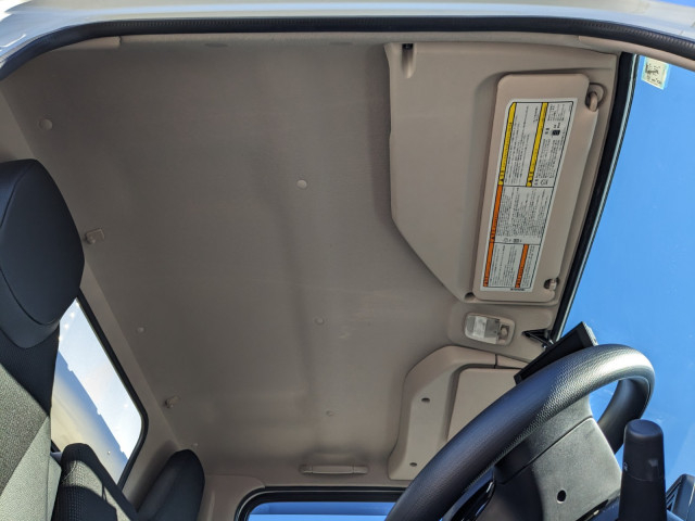 三菱ふそう キャンター 小型 バン 2RG-FEAV0(98900) 33枚目