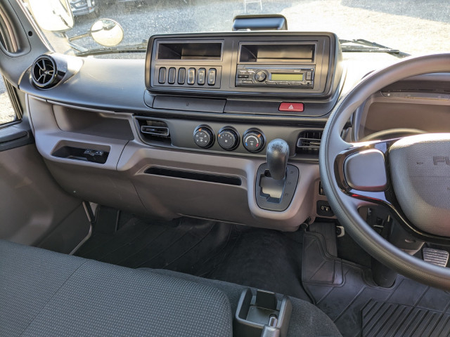 三菱ふそう キャンター 小型 バン 2RG-FEAV0(98900) 35枚目