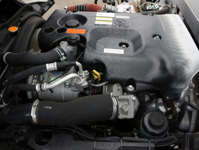 いすゞ エルフ 小型 バン TKG-NJS85AN(98901) 34枚目