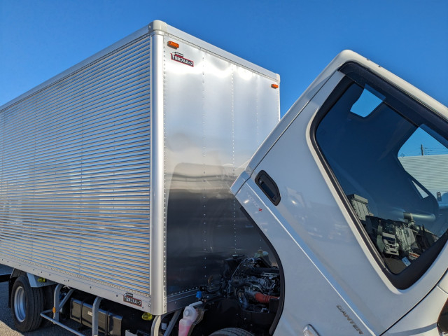 三菱ふそう キャンター 小型 バン 2RG-FEAV0(98900) 42枚目