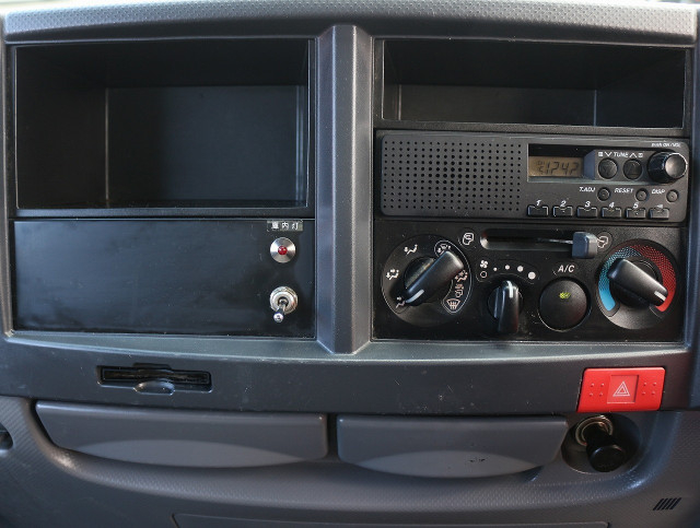 いすゞ エルフ 小型 バン TKG-NJS85AN(98901) 42枚目