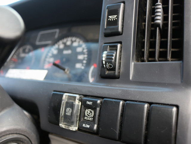 いすゞ エルフ 小型 バン TKG-NJS85AN(98901) 46枚目