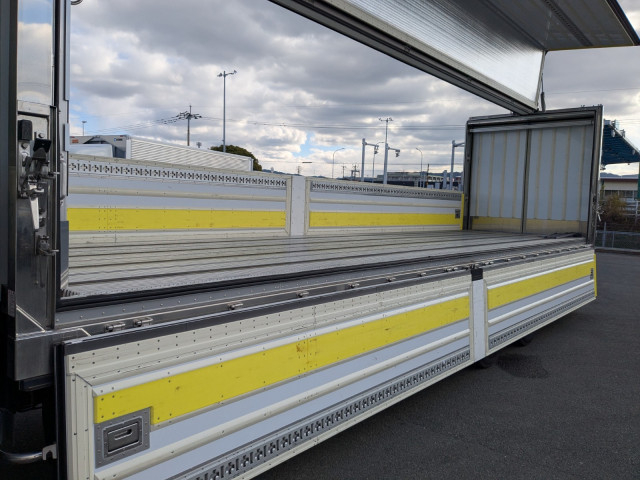 いすゞ ギガ 大型 ウィング 2PG-CYL77DA(98903) 30枚目