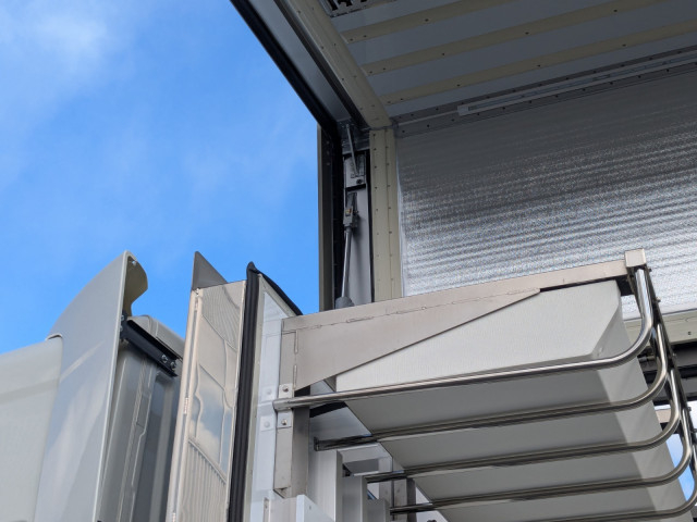 いすゞ ギガ 大型 ウィング 2PG-CYL77DA(98903) 31枚目