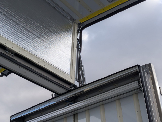 いすゞ ギガ 大型 ウィング 2PG-CYL77DA(98903) 32枚目