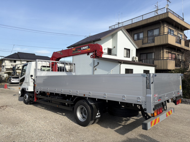 三菱ふそう ファイター 増トン 平ボディ（クレーン付） 2KG-FK62FZ(98904) 4枚目
