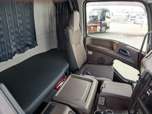 いすゞ ギガ 大型 ウィング 2PG-CYL77DA(98903) 38枚目