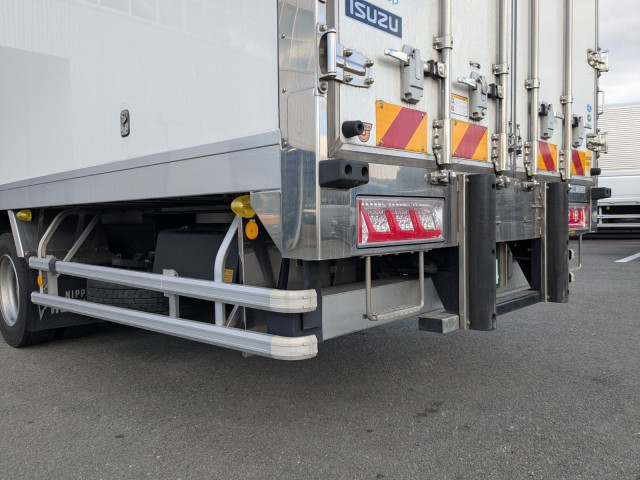 いすゞ ギガ 大型 冷蔵冷凍バン 2PG-CYJ77C(98907) 6枚目