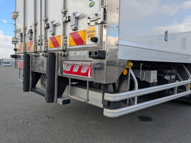 いすゞ ギガ 大型 冷蔵冷凍バン 2PG-CYJ77C(98907) 7枚目