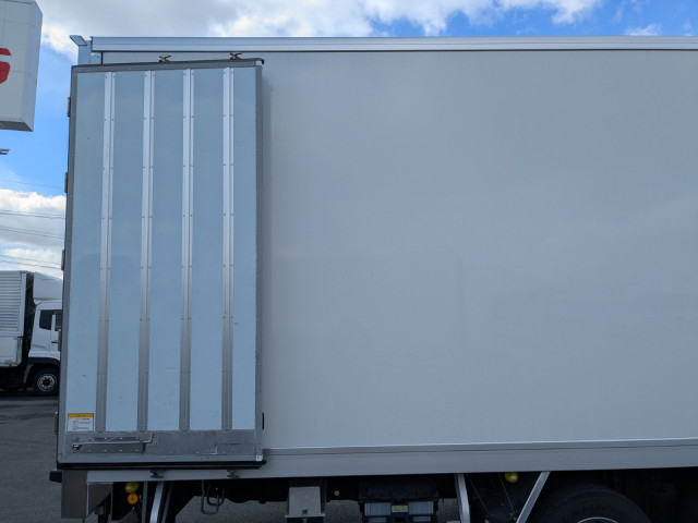 いすゞ ギガ 大型 冷蔵冷凍バン 2PG-CYJ77C(98907) 15枚目