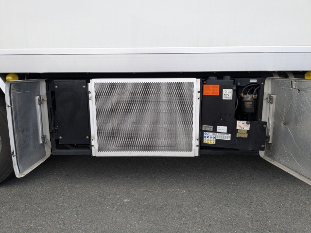 いすゞ ギガ 大型 冷蔵冷凍バン 2PG-CYJ77C(98907) 31枚目