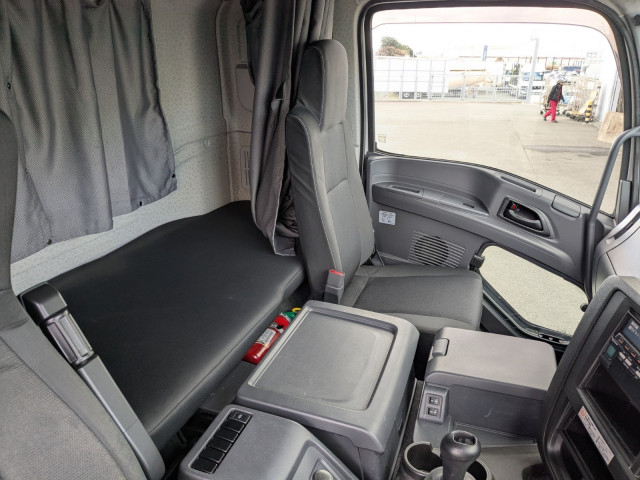 いすゞ ギガ 大型 冷蔵冷凍バン 2PG-CYJ77C(98907) 35枚目