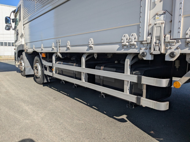 UDトラックス（日産） クオン 大型 ウィング 2PG-CG5CA(98909) 15枚目