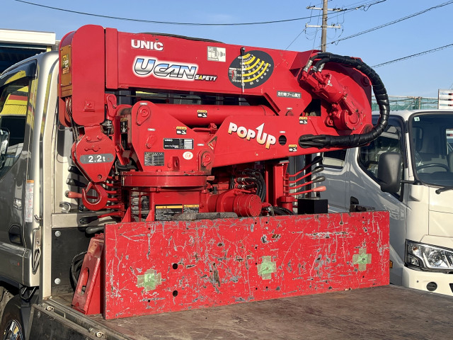 三菱ふそう キャンター 小型 平ボディ（クレーン付） 2PG-FBAV0(98910) 9枚目