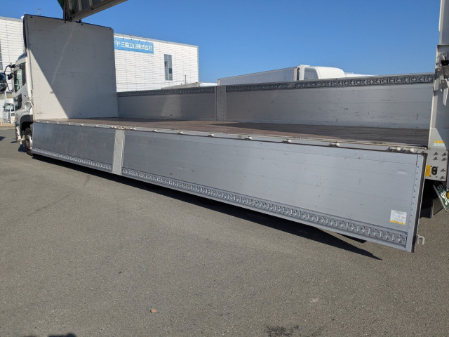 UDトラックス（日産） クオン 大型 ウィング 2PG-CG5CA(98909) 31枚目
