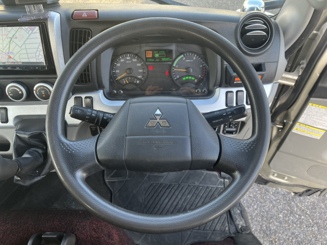 三菱ふそう キャンター 小型 平ボディ（クレーン付） 2PG-FBAV0(98910) 21枚目