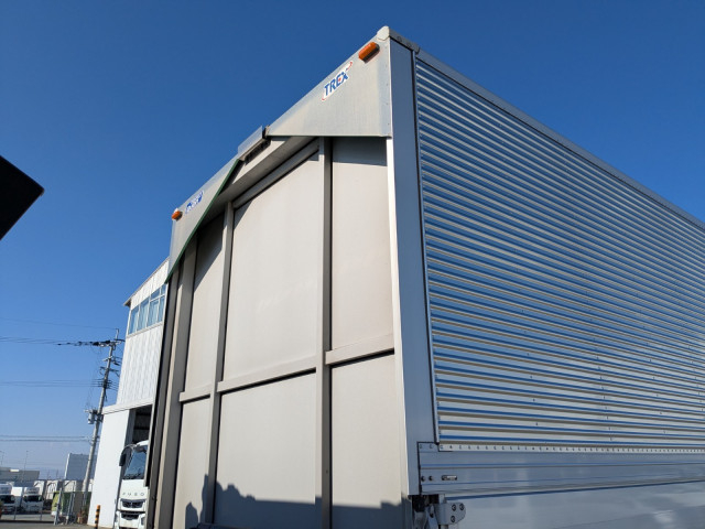 UDトラックス（日産） クオン 大型 ウィング 2PG-CG5CA(98909) 42枚目