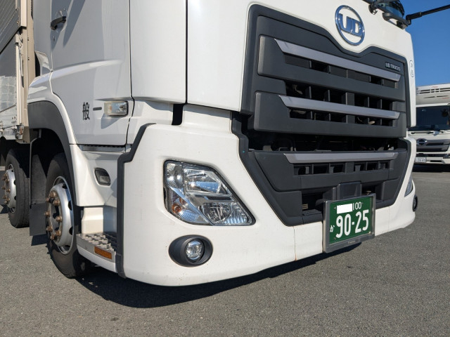UDトラックス（日産） クオン 大型 ウィング 2PG-CG5CA(98909) 47枚目