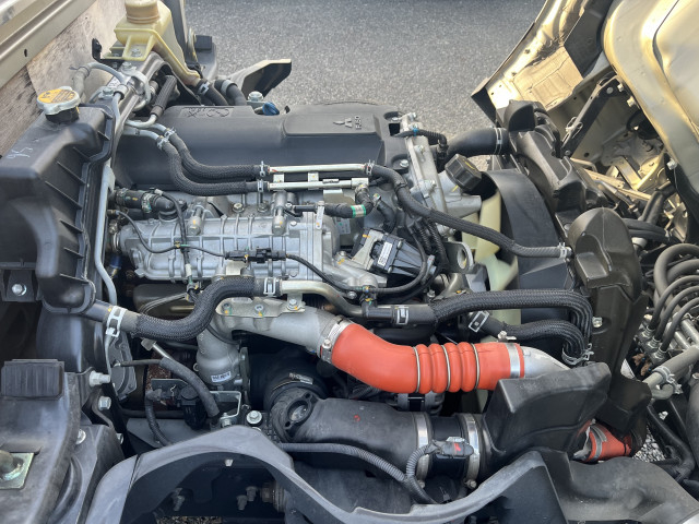 三菱ふそう キャンター 小型 平ボディ（クレーン付） 2PG-FBAV0(98910) 37枚目