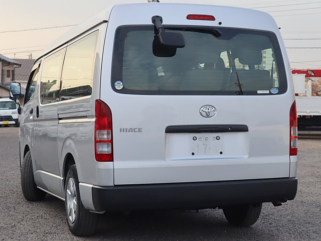トヨタ ハイエース 小型 バン CBA-TRH214W(98912) 2枚目