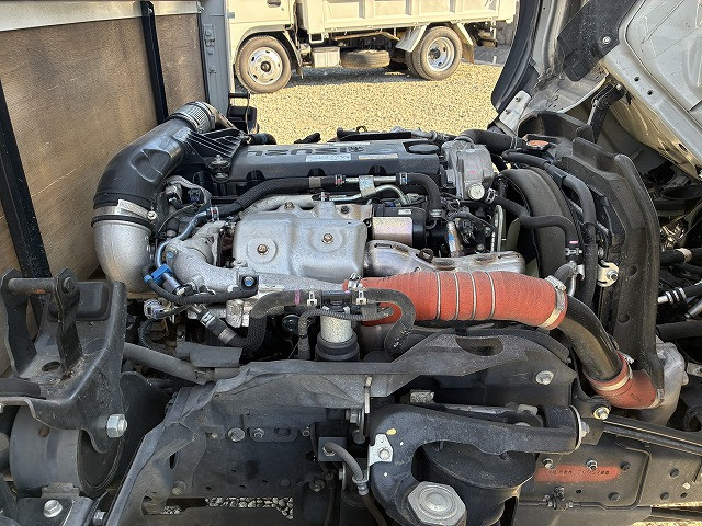 いすゞ エルフ 小型 平ボディ 2RG-NLR88AR(98913) 23枚目