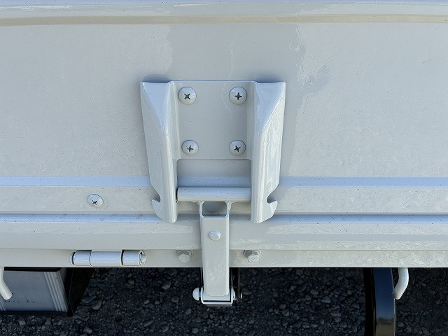 いすゞ エルフ 小型 平ボディ 2RG-NLR88AR(98913) 31枚目