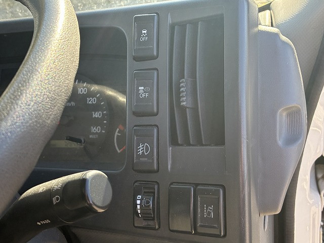 いすゞ エルフ 小型 平ボディ 2RG-NLR88AR(98913) 40枚目