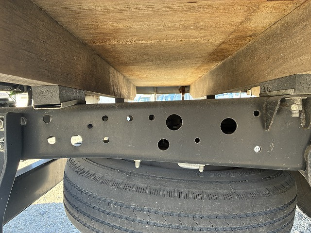 いすゞ エルフ 小型 平ボディ 2RG-NLR88AR(98913) 43枚目