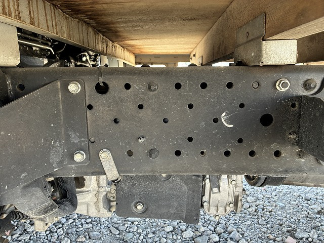 いすゞ エルフ 小型 平ボディ 2RG-NLR88AR(98913) 48枚目