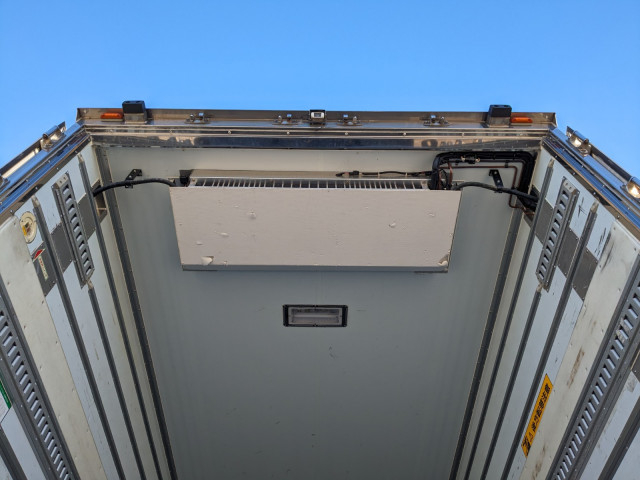 いすゞ ギガ 大型 冷蔵冷凍バン 2PG-CYJ77C(98916) 11枚目