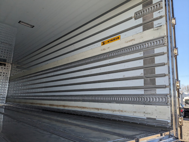 いすゞ ギガ 大型 冷蔵冷凍バン 2PG-CYJ77C(98916) 18枚目