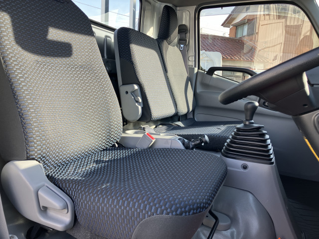 日野 デュトロ 小型 平ボディ 2PG-XZU702M(98917) 6枚目