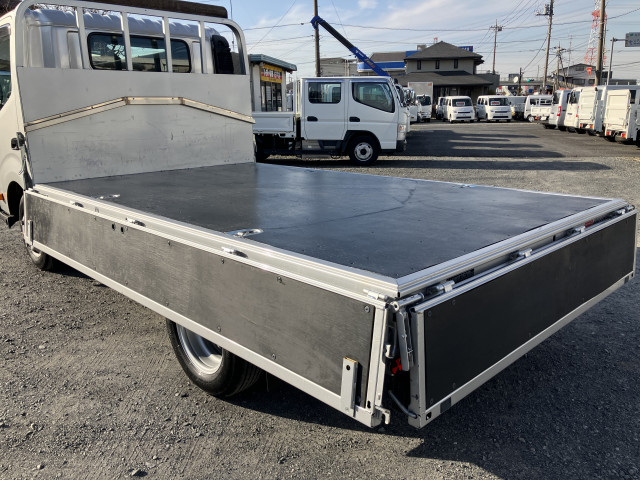 日野 デュトロ 小型 平ボディ 2PG-XZU702M(98917) 19枚目