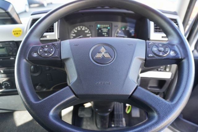 三菱ふそう ファイター 増トン 平ボディ 2KG-FK62FZ(98929) 28枚目