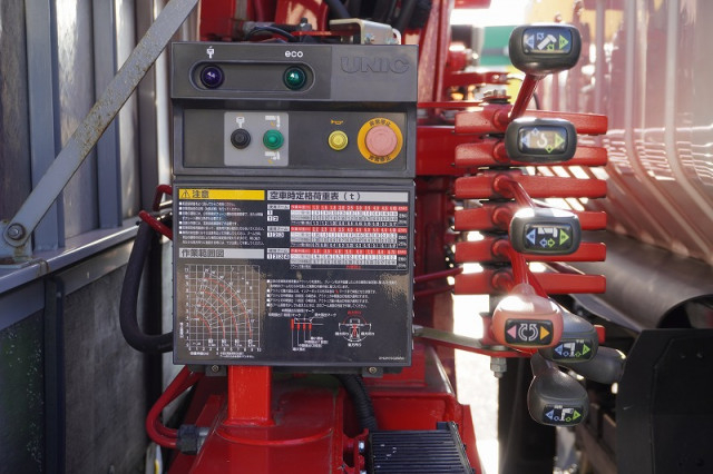 いすゞ エルフ 小型 平ボディ（クレーン付） 2RG-NPR88AR(98930) 30枚目