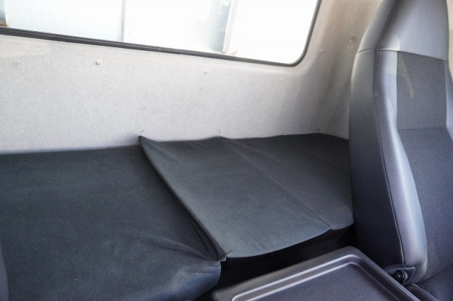 三菱ふそう ファイター 増トン 平ボディ 2KG-FK62FZ(98929) 33枚目