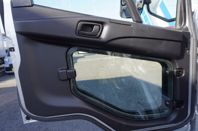 三菱ふそう ファイター 増トン 平ボディ 2KG-FK62FZ(98929) 39枚目