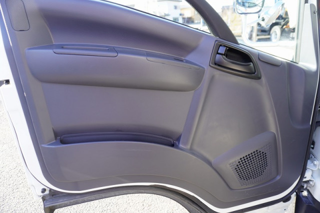 いすゞ エルフ 小型 平ボディ（クレーン付） 2RG-NPR88AR(98930) 43枚目