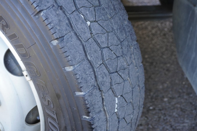 三菱ふそう ファイター 中型 平ボディ 2KG-FK62FZ(98931) 9枚目