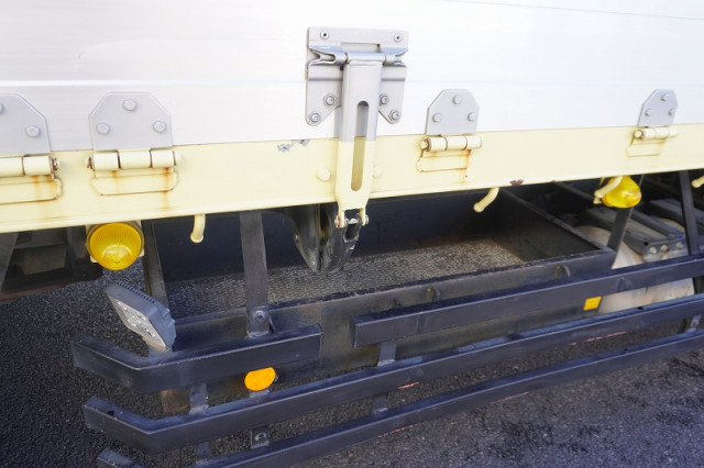 三菱ふそう ファイター 中型 平ボディ 2KG-FK62FZ(98931) 26枚目