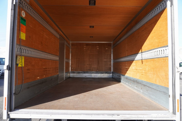 マツダ タイタン 小型 バン 2RG-LPR88AN(98932) 20枚目